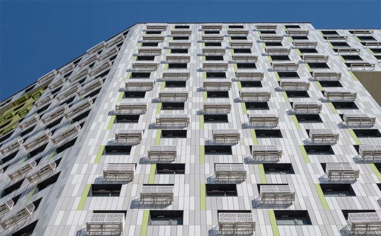 Est-a-Tet: Театральный сезон. Жилые комплексы бизнес-класса, расположенные рядом с необычными театральными локациями