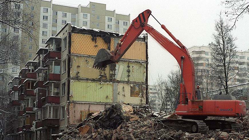 Заместитель мера Москвы: «Около 60 млн. тонн мусора - таков результат сноса старых пятиэтажных домов»
