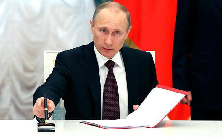 Путиным подписан закон о новых условиях переселения граждан из аварийного жилья