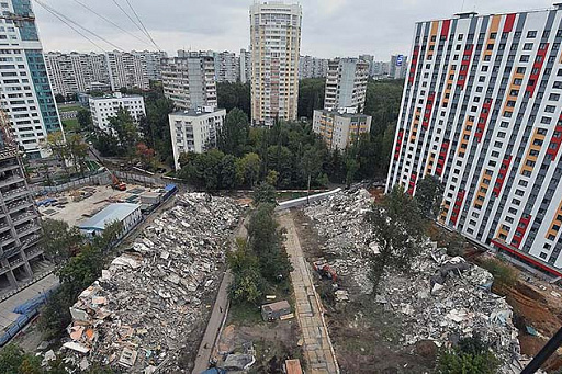 Более 15 000 обращений принял штаб по реновации за год существования